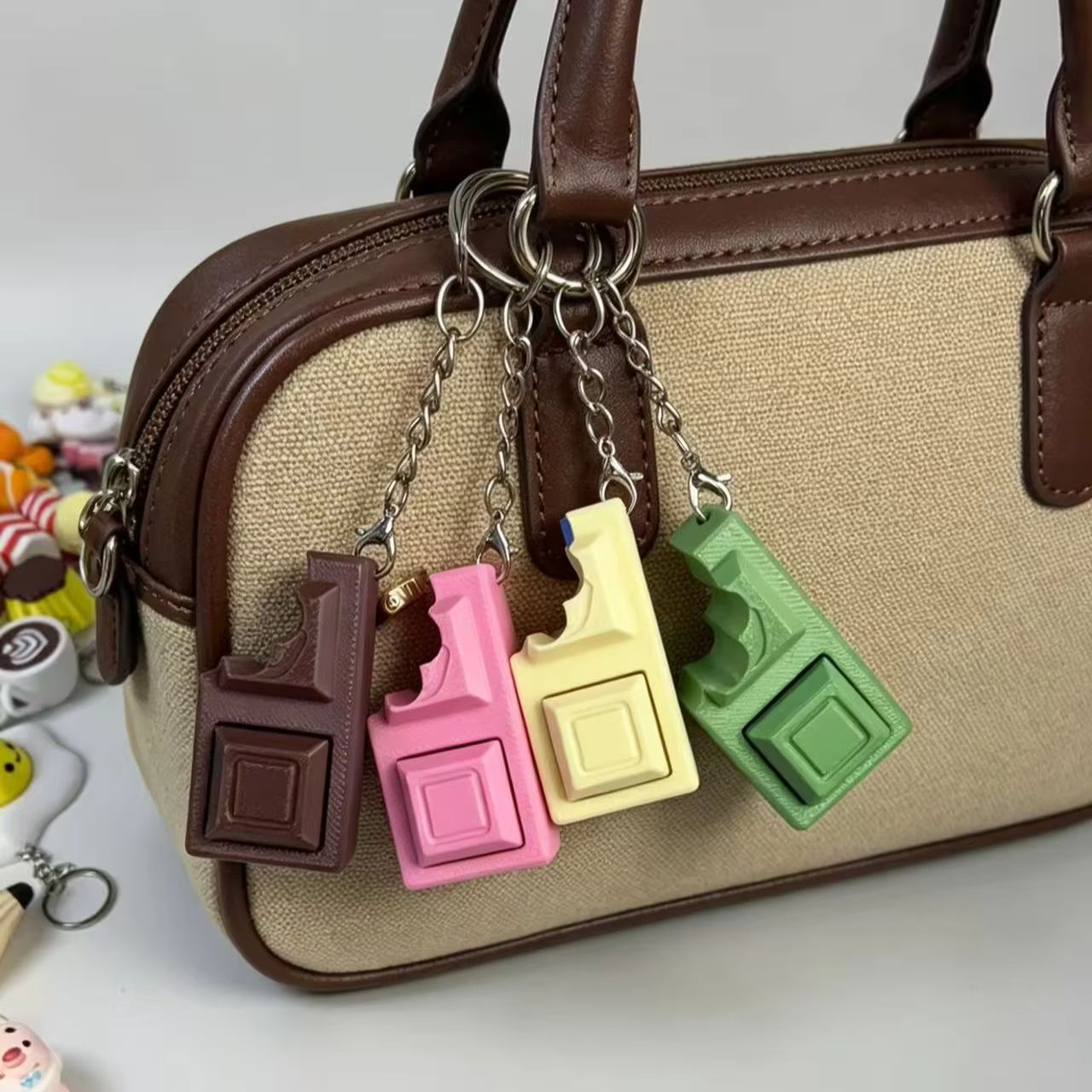 3D Simulated Chocolate Keyboar - đánh giá và giá Edc Carry Items